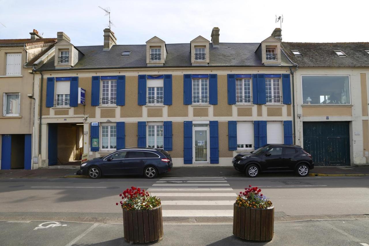 Studios et Appartements Les 4 Vents Luc-sur-Mer Exterior foto