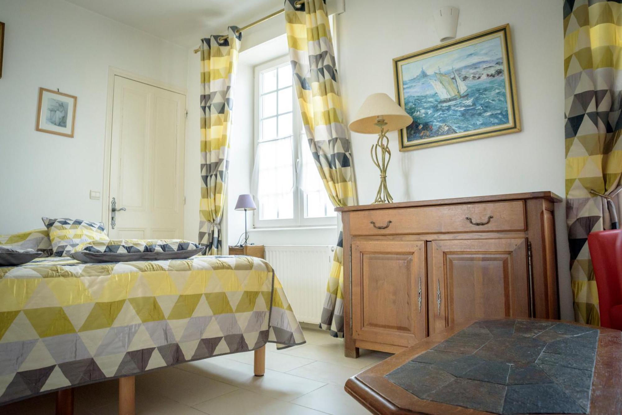 Studios et Appartements Les 4 Vents Luc-sur-Mer Exterior foto